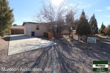 Main picture of 126 E Rolling Hills Dr