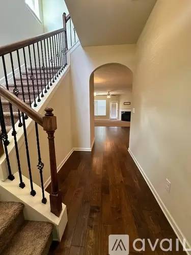 Main picture of 330 Emporia Loop
