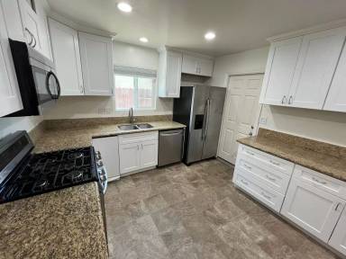 Main picture of 1642 Alison Ave