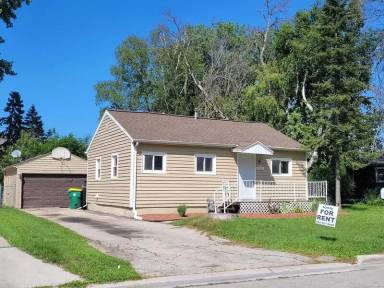 Main picture of 1684 Badger St