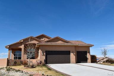 Main picture of 1001 Willowcrest Pl