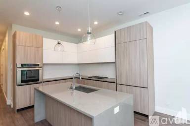 Main picture of 1420 W Chestnut St