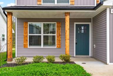 Main picture of 141 Quarry Ridge Rd