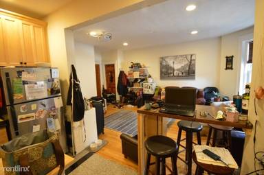 Main picture of 69 Babcock St