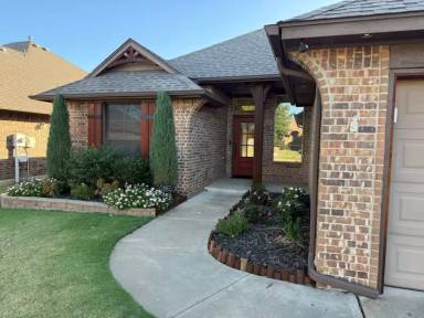 Main picture of 3408 Sardis Way