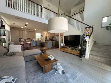 Main picture of 8726 Celebration St