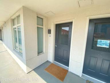 Main picture of 20 S 2nd St