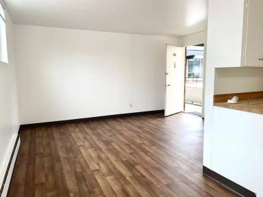 Main picture of 5219 University Way NE
