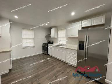 Main picture of 34 Werden St