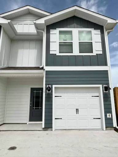 Main picture of 115 Phoenix St