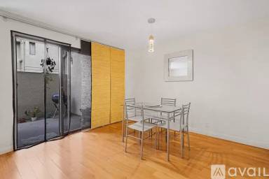 Main picture of 435 S Virgil Ave
