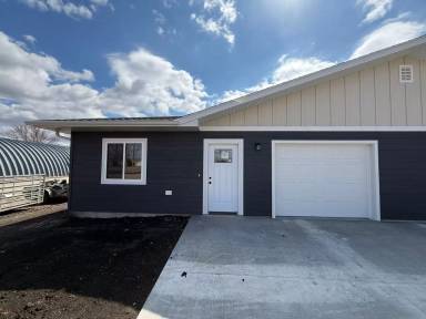 Main picture of 115 4th St SW