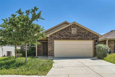 Main picture of 7604 Twin Pine Ct