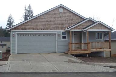 Main picture of 18624 Van Fleet Ave