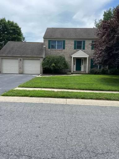 Main picture of 220 Charleston Dr