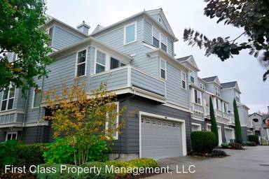 Main picture of 6656 NE Rosebay Dr