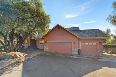 Main picture of 14304 Lake Vista Dr