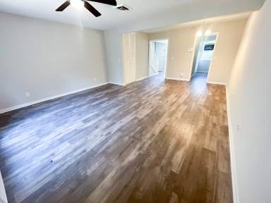 Main picture of 308 Percival Rd Apartments