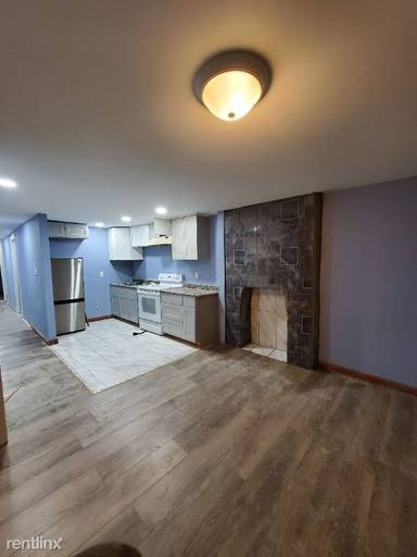 Main picture of 179 Elk St