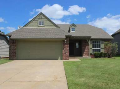 Main picture of 20241 E 43rd Pl S