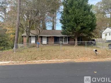 Main picture of 394 Queen Aliese Ln