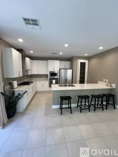 Main picture of 11361 Gravitation Dr
