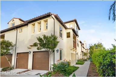 Main picture of 10 Paseo Luna