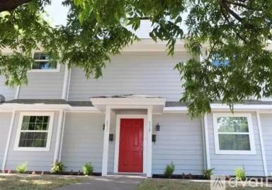 Main picture of 208 E Rucker St
