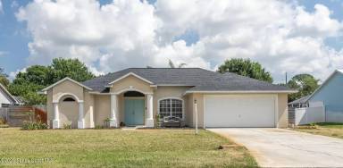 Main picture of 4920 48th Pl