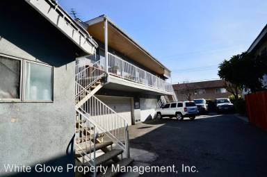 Main picture of 17052 Whitby Cir