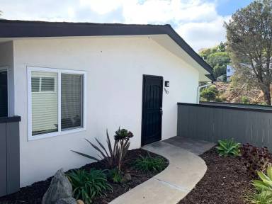 Main picture of 3583 Curlew St