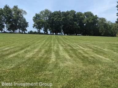 Main picture of 349 Fort Cherry Rd