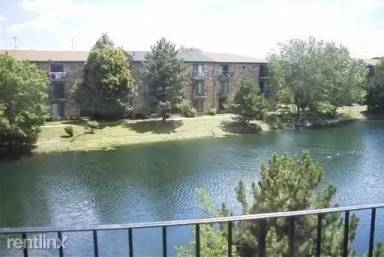 Main picture of 1525 Norway Ln