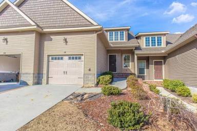 Main picture of 113 Cypress Cir