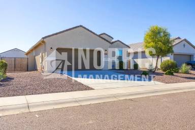 Main picture of 4649 W Basil Ave
