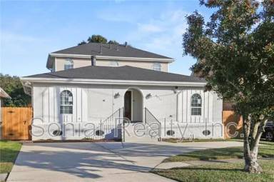 Main picture of 4421 Lakewood Dr