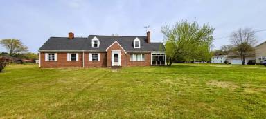 Main picture of 5706 Nine Mile Rd