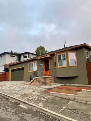 Main picture of 1966 Barnett Way