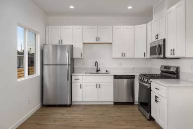 Main picture of 2018 Drescher St
