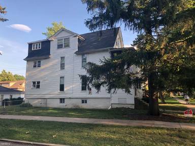 Main picture of 6867 N Ottawa Ave