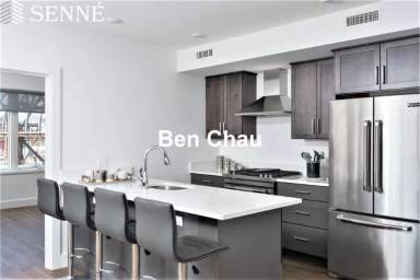 Main picture of 26 Hichborn St