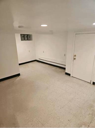 Main picture of 124 Lyon St
