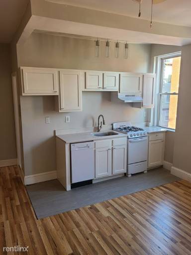 Main picture of 1193 Commonwealth Ave