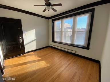 Main picture of 3034 N Ashland Ave