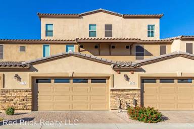 Main picture of Mesa Grande Townhomes