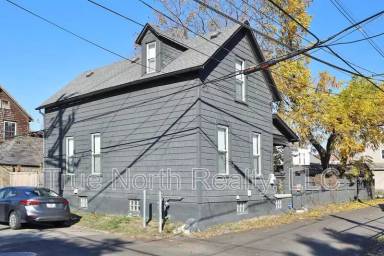 Main picture of 476 Zimpfer St