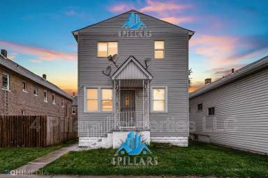 Main picture of 1120 W 150th St