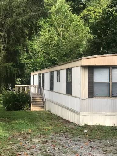 Main picture of 5888 Midway School Rd