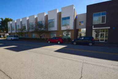 Main picture of 2263 Young Ave