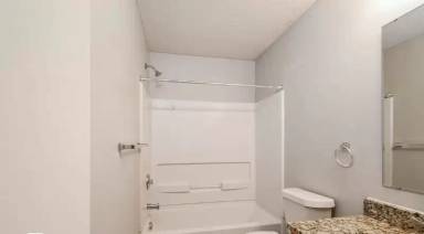 Main picture of 405 Warrior Ct